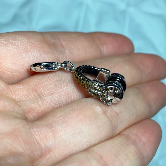 Swarovski Headphones Charm - Picture 4 of 4